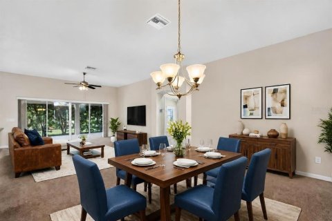 House in The Villages, Florida 3 bedrooms, 185.8 sq.m. № 2391126 - photo 21