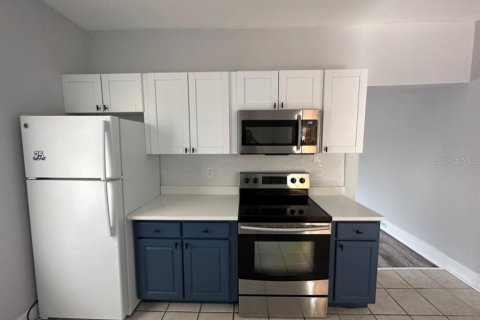 Immobilier commercial à vendre à Tampa, Floride: 8 chambres, 235.23 m2 № 1767500 - photo 8