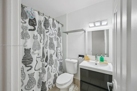 Купить виллу или дом в Майами, Флорида 3 спальни, 161.65м2, № 1896099 - фото 14
