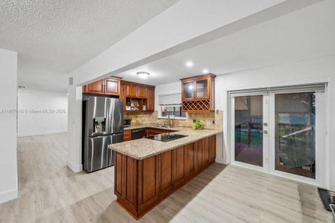 Купить виллу или дом в Майами, Флорида 3 спальни, 161.65м2, № 1896099 - фото 5