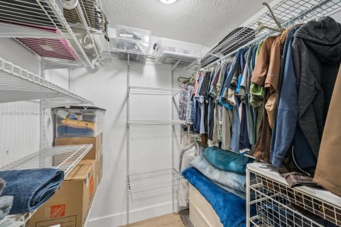 Купить виллу или дом в Майами, Флорида 3 спальни, 161.65м2, № 1896099 - фото 10