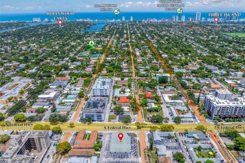 Commercial property in Hollywood, Florida № 1951867 - photo 13