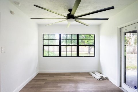 Villa ou maison à vendre à Tampa, Floride: 4 chambres, 146.6 m2 № 2275496 - photo 10
