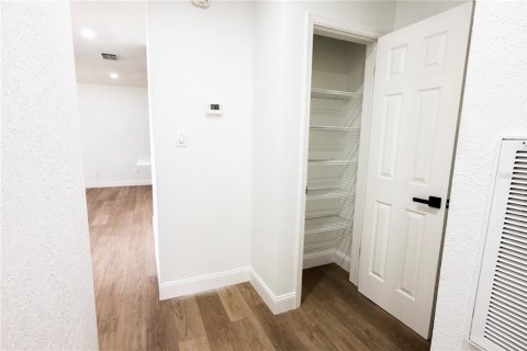 Villa ou maison à vendre à Tampa, Floride: 4 chambres, 146.6 m2 № 2275496 - photo 26