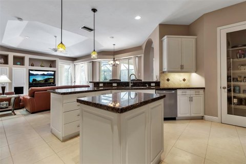 Купить виллу или дом в Сарасота, Флорида 11 комнат, 342.34м2, № 1640990 - фото 15