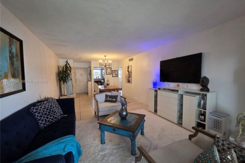 Снять в аренду кондоминиум в Майами, Флорида 2 спальни, 67.82м2, № 2004073 - фото 15