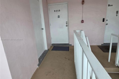 Снять в аренду кондоминиум в Майами, Флорида 2 спальни, 67.82м2, № 2004073 - фото 10