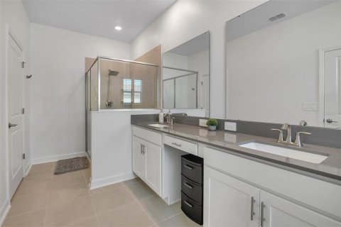 Villa ou maison à vendre à Kissimmee, Floride: 3 chambres, 193.42 m2 № 2324413 - photo 25