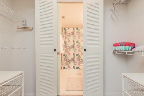 Copropriété à louer à Aventura, Floride: 2 chambres, 109.62 m2 № 2037757 - photo 20