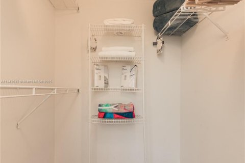Copropriété à louer à Aventura, Floride: 2 chambres, 109.62 m2 № 2037757 - photo 29