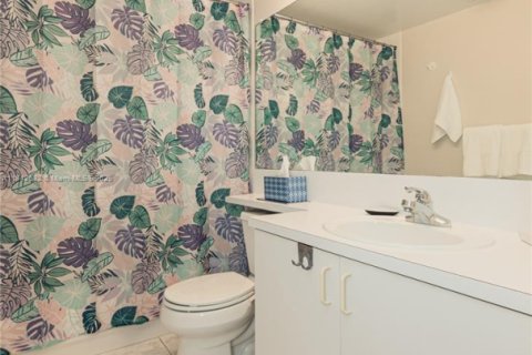 Copropriété à louer à Aventura, Floride: 2 chambres, 109.62 m2 № 2037757 - photo 22