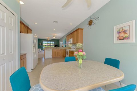 Villa ou maison à vendre à Venice, Floride: 2 chambres, 159.33 m2 № 1650883 - photo 16