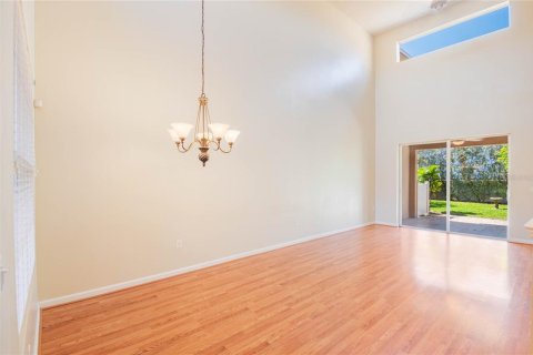 Townhouse in Melbourne, Florida 4 bedrooms, 187.94 sq.m. № 1717902 - photo 18