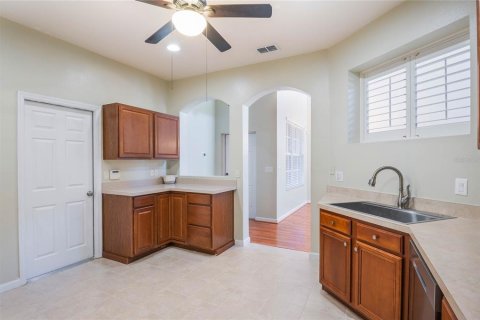 Townhouse in Melbourne, Florida 4 bedrooms, 187.94 sq.m. № 1717902 - photo 14