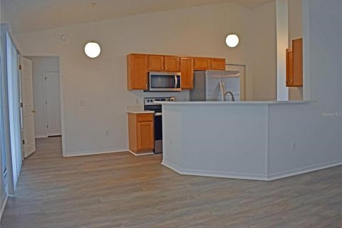 Villa ou maison à louer à Spring Hill, Floride: 4 chambres, 159.88 m2 № 1597819 - photo 15