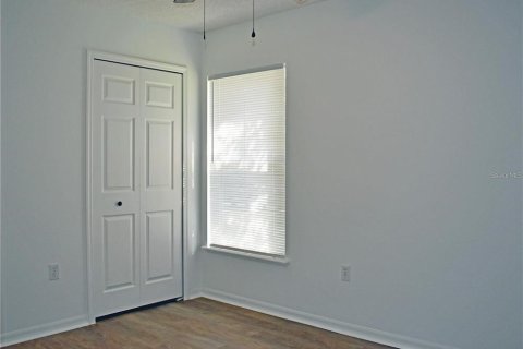 Villa ou maison à louer à Spring Hill, Floride: 4 chambres, 159.88 m2 № 1597819 - photo 24