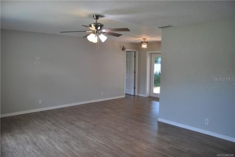 Villa ou maison à vendre à Inverness, Floride: 3 chambres, 113.99 m2 № 1830017 - photo 7