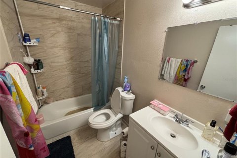 Immobilier commercial à vendre à Tampa, Floride: 119.57 m2 № 1675200 - photo 12
