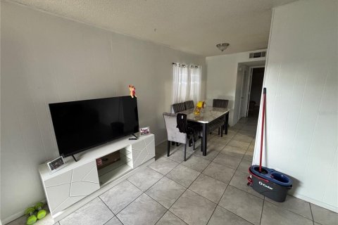 Immobilier commercial à vendre à Tampa, Floride: 119.57 m2 № 1675200 - photo 13