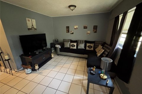 Immobilier commercial à vendre à Tampa, Floride: 119.57 m2 № 1675200 - photo 16