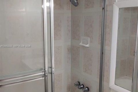 Condominio en venta en Miami, Florida, 1 dormitorio, 55.56 m2 № 2246891 - foto 11