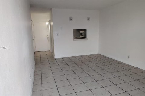 Condominio en venta en Miami, Florida, 1 dormitorio, 55.56 m2 № 2246891 - foto 28