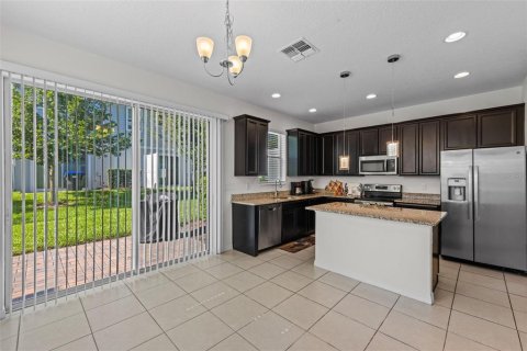 Townhouse in Apopka, Florida 3 bedrooms, 158.21 sq.m. № 1853778 - photo 11