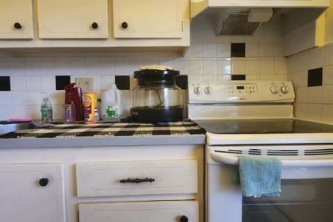 Condominio en venta en Tamarac, Florida, 1 dormitorio, 61.32 m2 № 2146564 - foto 13