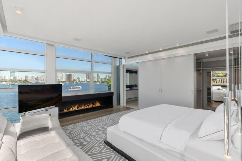 Villa ou maison à vendre à Miami Beach, Floride: 6 chambres, 544.69 m2 № 2060089 - photo 29