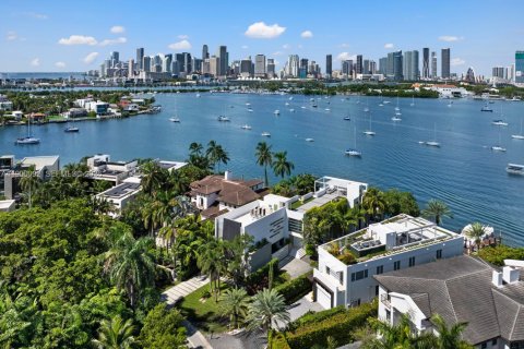 Villa ou maison à vendre à Miami Beach, Floride: 6 chambres, 544.69 m2 № 2060089 - photo 7