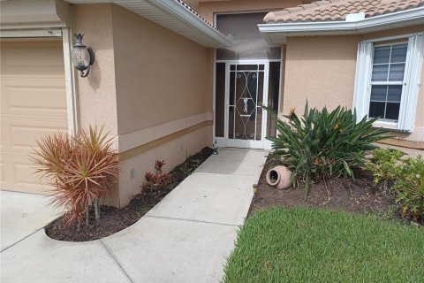House in North Fort Myers, Florida 2 bedrooms, 149.02 sq.m. № 1797987 - photo 4