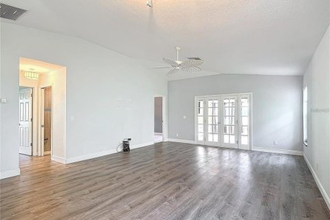 House in North Fort Myers, Florida 2 bedrooms, 149.02 sq.m. № 1797987 - photo 14