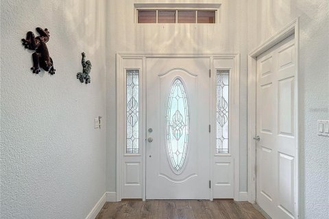 House in North Fort Myers, Florida 2 bedrooms, 149.02 sq.m. № 1797987 - photo 5