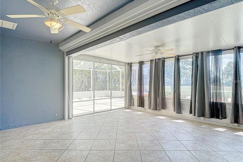 House in North Fort Myers, Florida 2 bedrooms, 149.02 sq.m. № 1797987 - photo 30