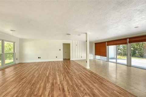 Villa ou maison à vendre à Sarasota, Floride: 3 chambres, 168.52 m2 № 1765234 - photo 11