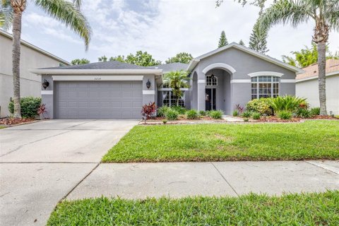 Casa en venta en Tampa, Florida, 4 dormitorios, 227.24 m2 № 1773694 - foto 1