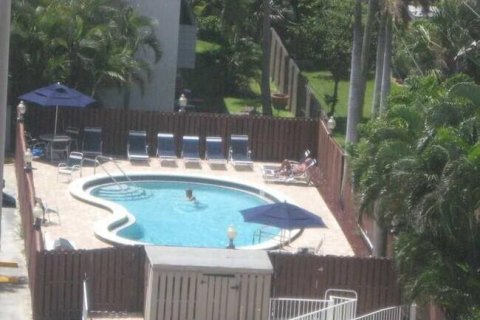 Condo in Fort Lauderdale, Florida, 1 bedroom  № 2177541 - photo 14