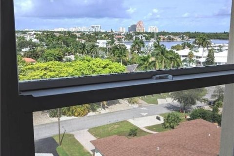 Condo in Fort Lauderdale, Florida, 1 bedroom  № 2177541 - photo 5