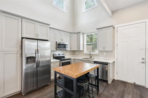 Touwnhouse à vendre à Orlando, Floride: 3 chambres, 164.16 m2 № 2388376 - photo 10