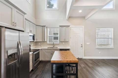 Touwnhouse à vendre à Orlando, Floride: 3 chambres, 164.16 m2 № 2388376 - photo 18