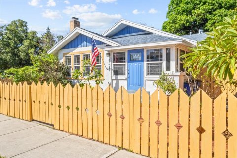 Villa ou maison à vendre à Gulfport, Floride: 2 chambres, 116.13 m2 № 2398481 - photo 2