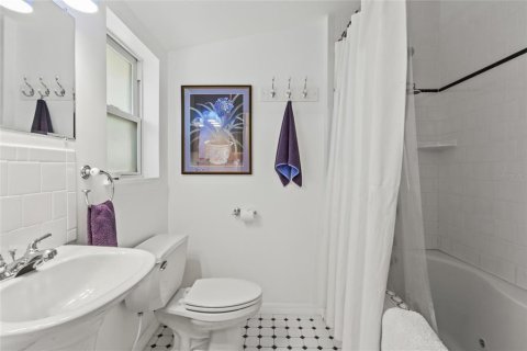 Villa ou maison à vendre à Gulfport, Floride: 2 chambres, 116.13 m2 № 2398481 - photo 22