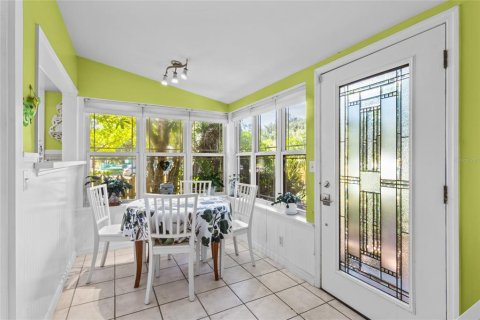 Villa ou maison à vendre à Gulfport, Floride: 2 chambres, 116.13 m2 № 2398481 - photo 15