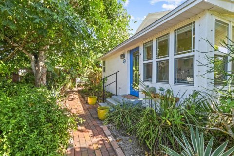 Villa ou maison à vendre à Gulfport, Floride: 2 chambres, 116.13 m2 № 2398481 - photo 23