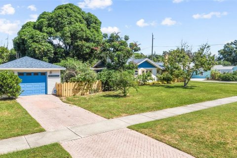 Villa ou maison à vendre à Gulfport, Floride: 2 chambres, 116.13 m2 № 2398481 - photo 30