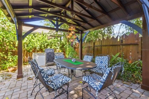 Villa ou maison à vendre à Gulfport, Floride: 2 chambres, 116.13 m2 № 2398481 - photo 24