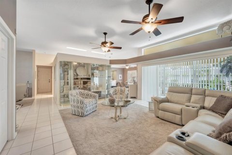 Villa ou maison à vendre à Mulberry, Floride: 4 chambres, 212.28 m2 № 2149420 - photo 8