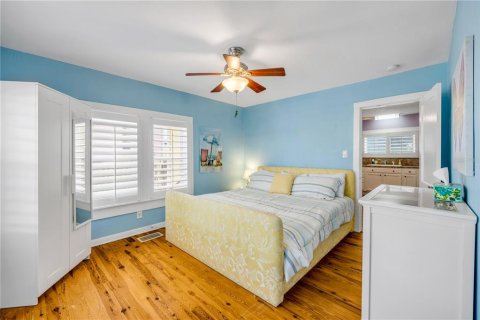 House in New Smyrna Beach, Florida 3 bedrooms, 127.28 sq.m. № 1801649 - photo 20