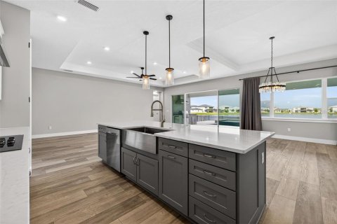 Villa ou maison à vendre à Wesley Chapel, Floride: 4 chambres, 333.43 m2 № 2223768 - photo 8