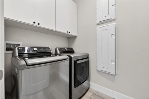 Villa ou maison à vendre à Wesley Chapel, Floride: 4 chambres, 333.43 m2 № 2223768 - photo 29